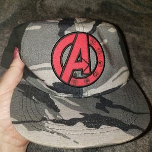 MARVEL Avengers Logo Cap Youth Camouflage Snapback Cartoon Print on Brim